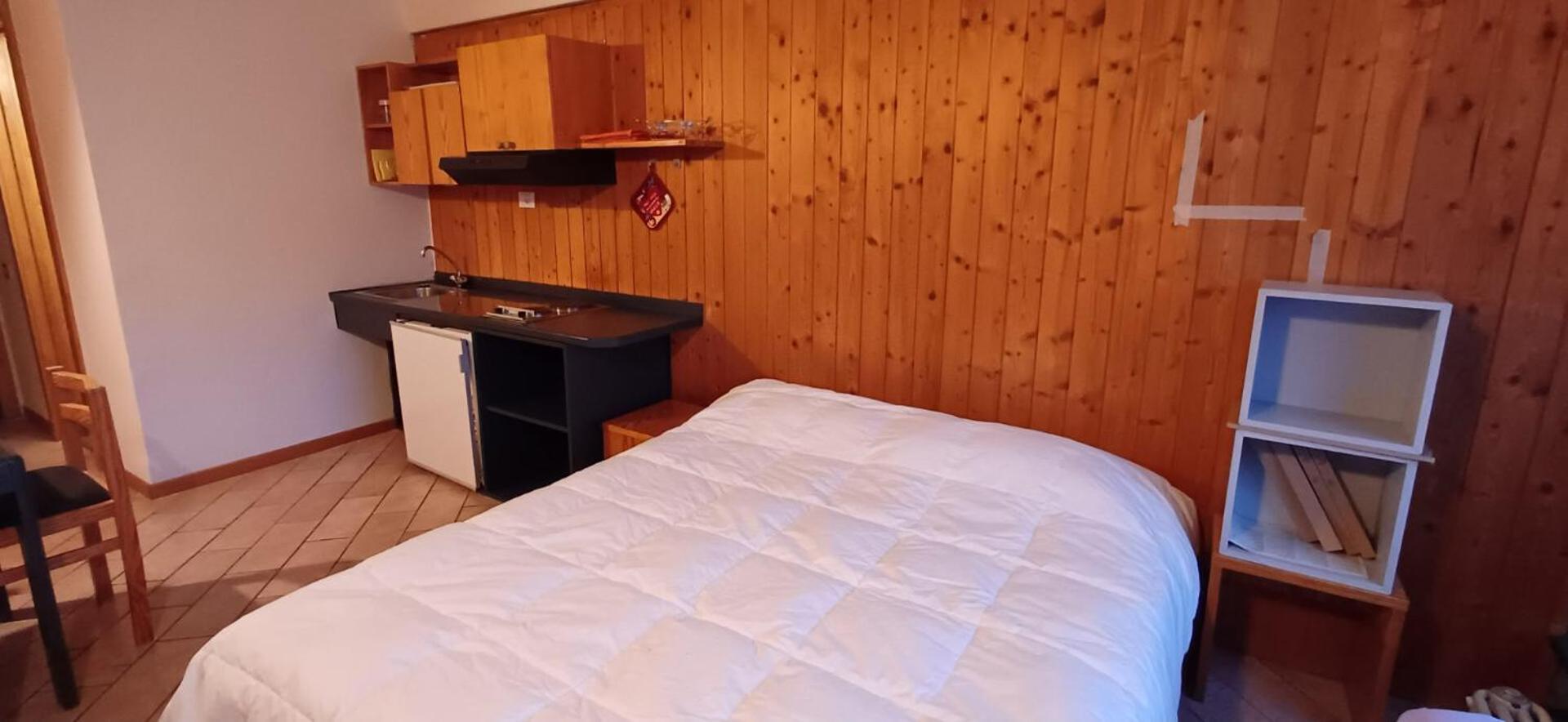 Res. Sole Alto Appartamenti Solandra Медзана Екстериор снимка